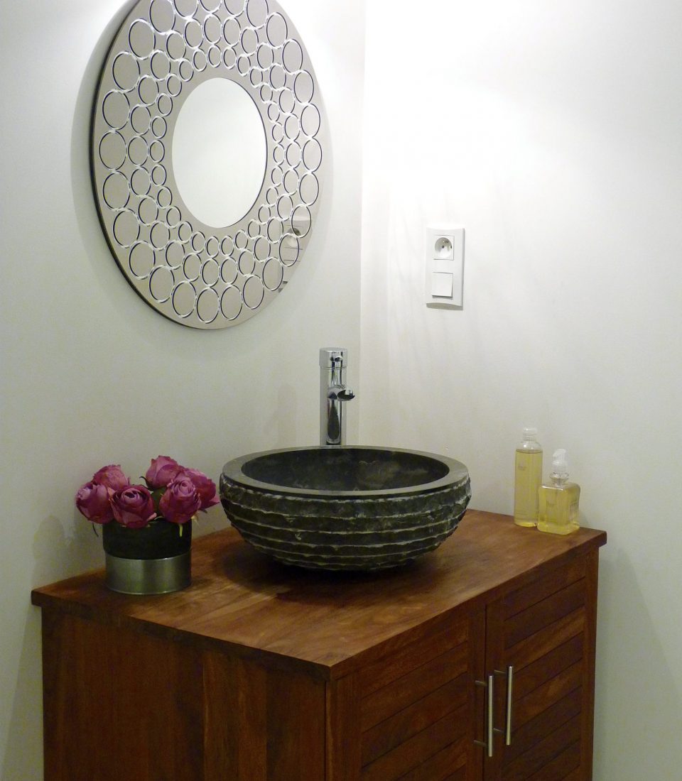 Salle de bain complète avec douche Chambre Pigeonnier