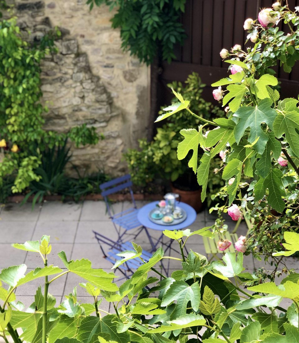 Table in the courtyard